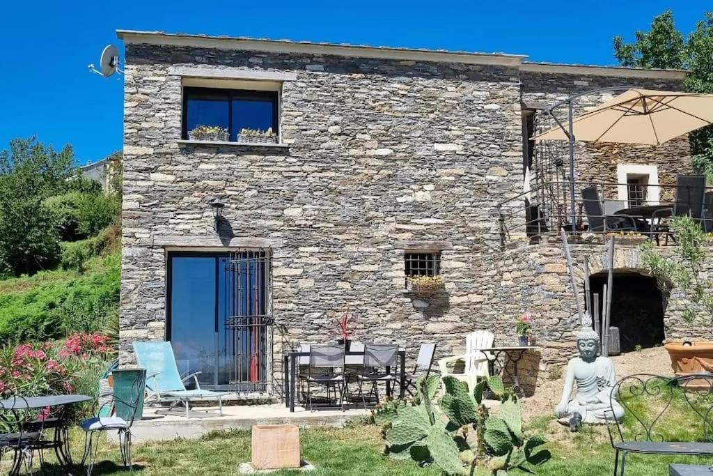 Casa Santini Dans Domaine Privé, Piscine, Jacuzzi Сasa de vacaciones Porri